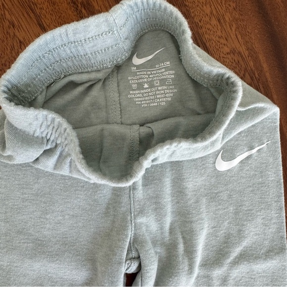 Nike White and Light Mint Green Onesie and Pants Baby Outfit Size 9M - Picture 4 of 4